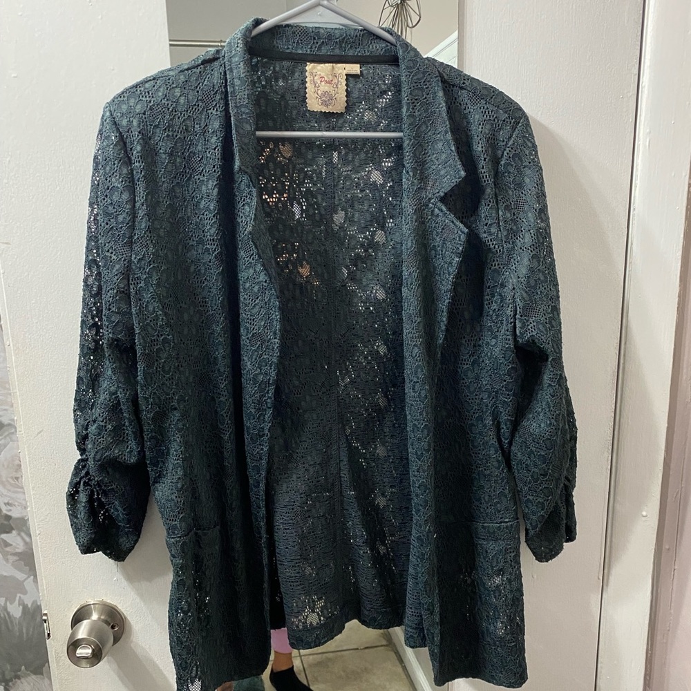 Dark green lace 3/4 sleeve blazer